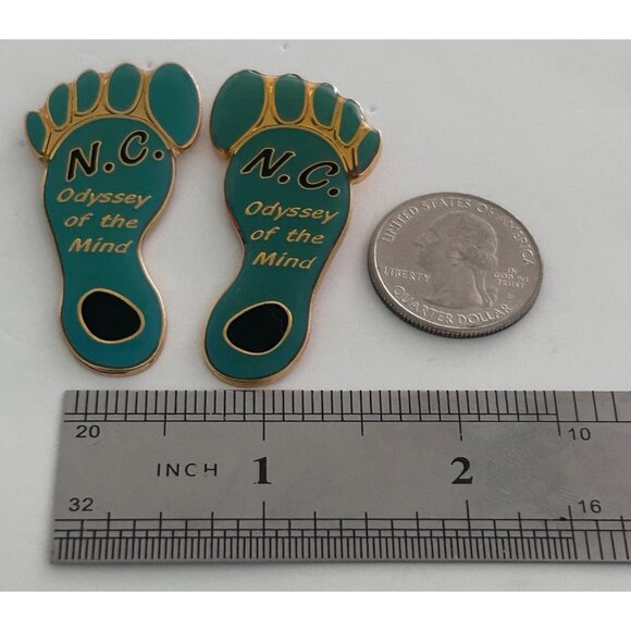 Vintage Odyssey of the Mind Pair of 2 Feet toes 2 pin set North Carolina - Picture 2 of 3